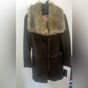 BNWT - Via Spiga military green wool coat size 8